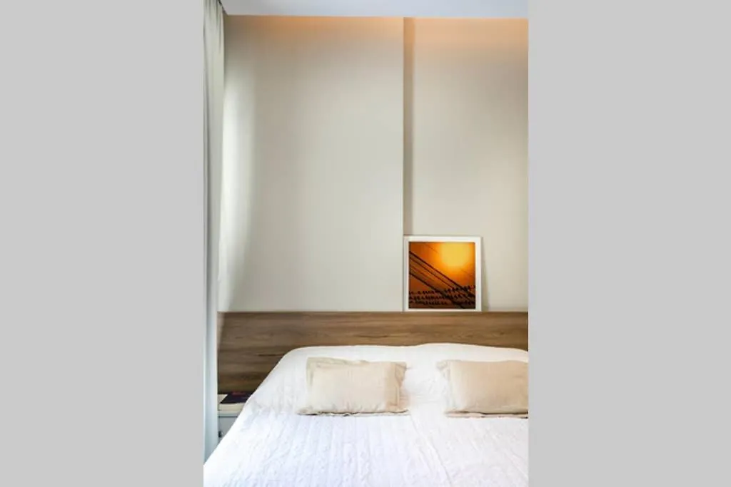 Apartamento De 1 Dormitorio No Coracao De Pinheiros Sao Paulo 0*,